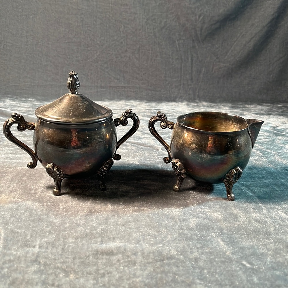 Leonard silverplate cream and sugar set